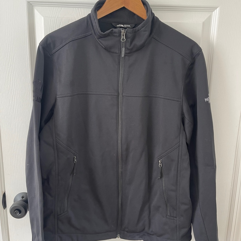 The North Face Mens Medium soft shell jacket